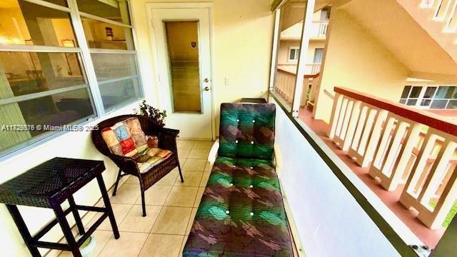 BEVERLY HILLS CONDO NUMBE - Residential