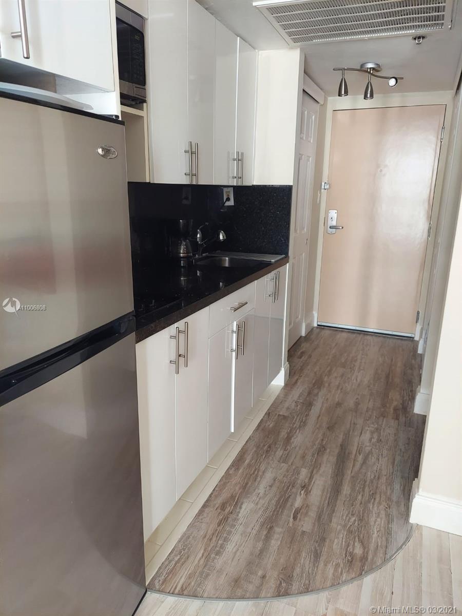 THE AVENTURA BEACH CLUB - Residential