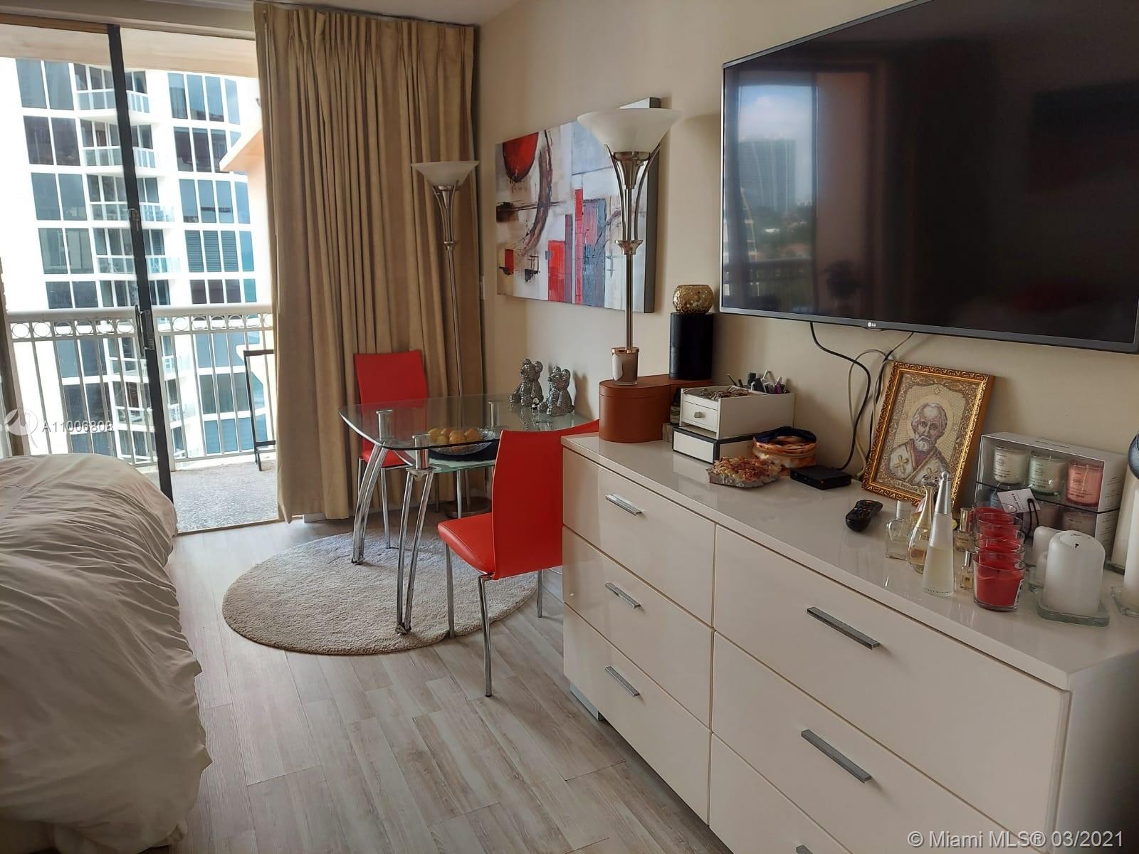 THE AVENTURA BEACH CLUB - Residential