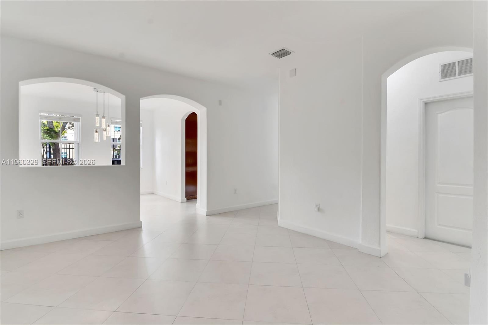 ISLANDS AT DORAL NORTHWEST - Residential