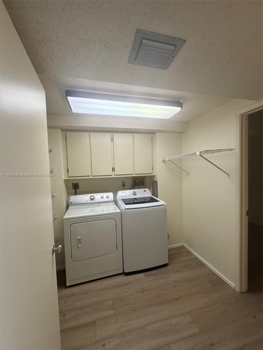 CYPRESS REACH AT PALM-AIR - Residential