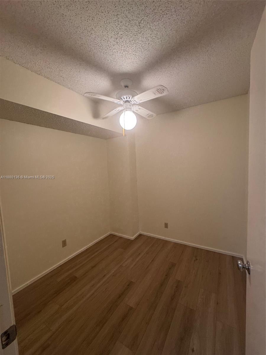 CYPRESS REACH AT PALM-AIR - Residential