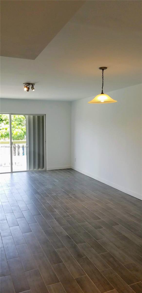 OLA CONDO - Residential