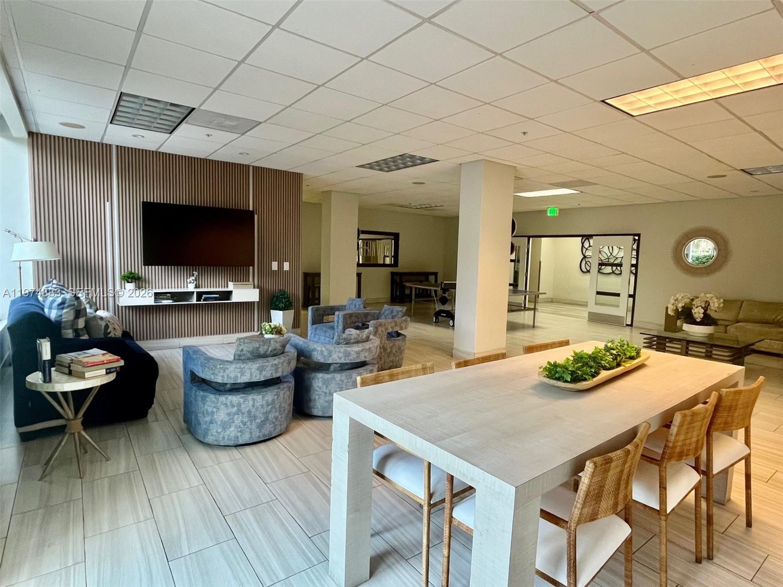 OCEANVIEW BUILDING A COND - Residential Lease