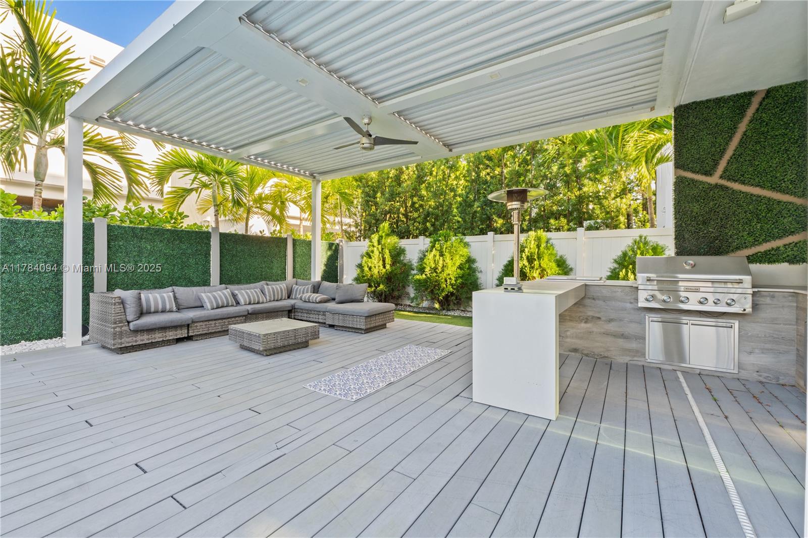 GRAND FLORIDIAN ESTATES - Residential