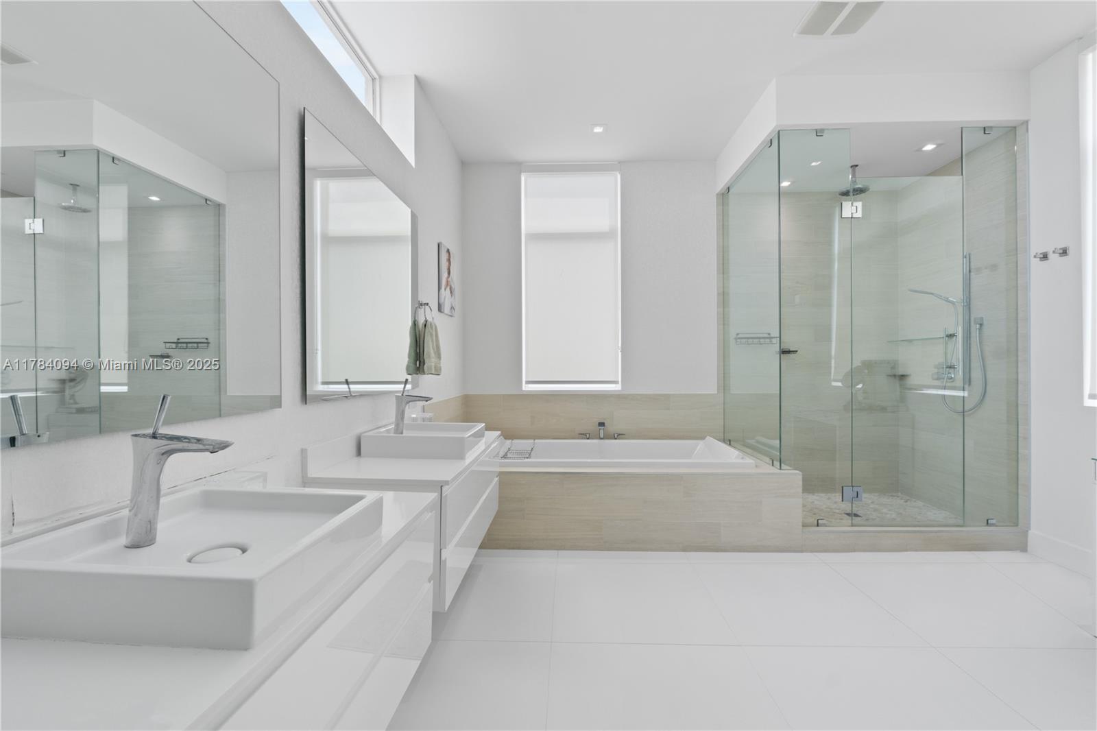 GRAND FLORIDIAN ESTATES - Residential