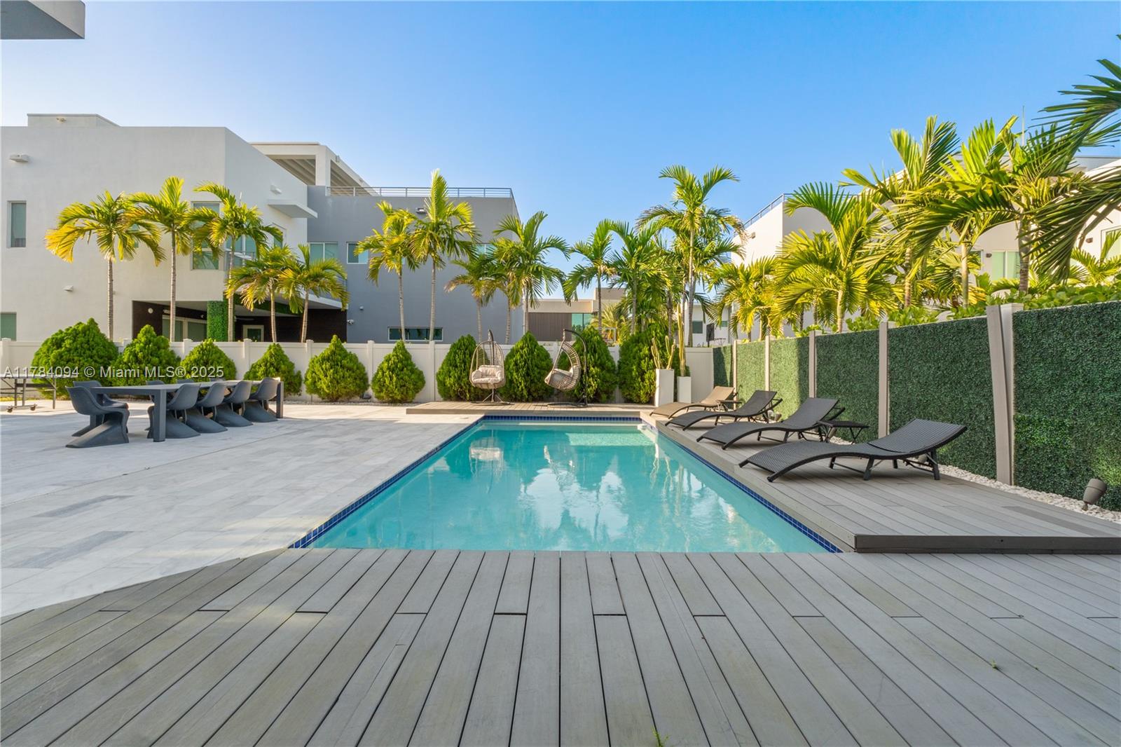 GRAND FLORIDIAN ESTATES - Residential