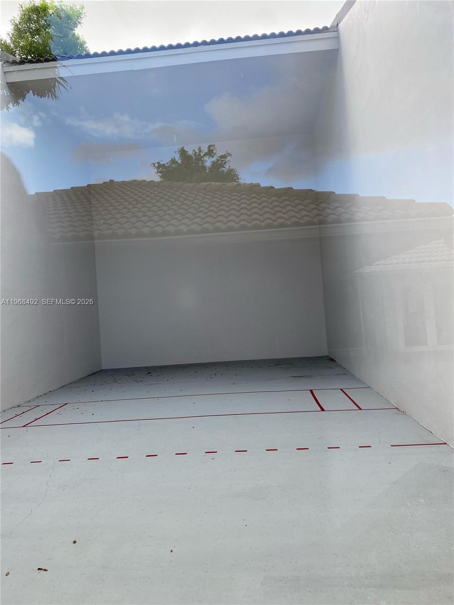 VILLA BELLINI CONDO - Residential