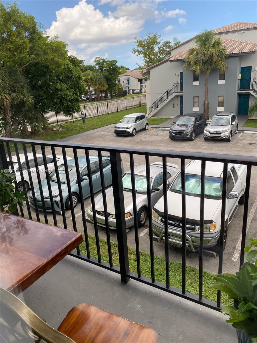 VILLA BELLINI CONDO - Residential