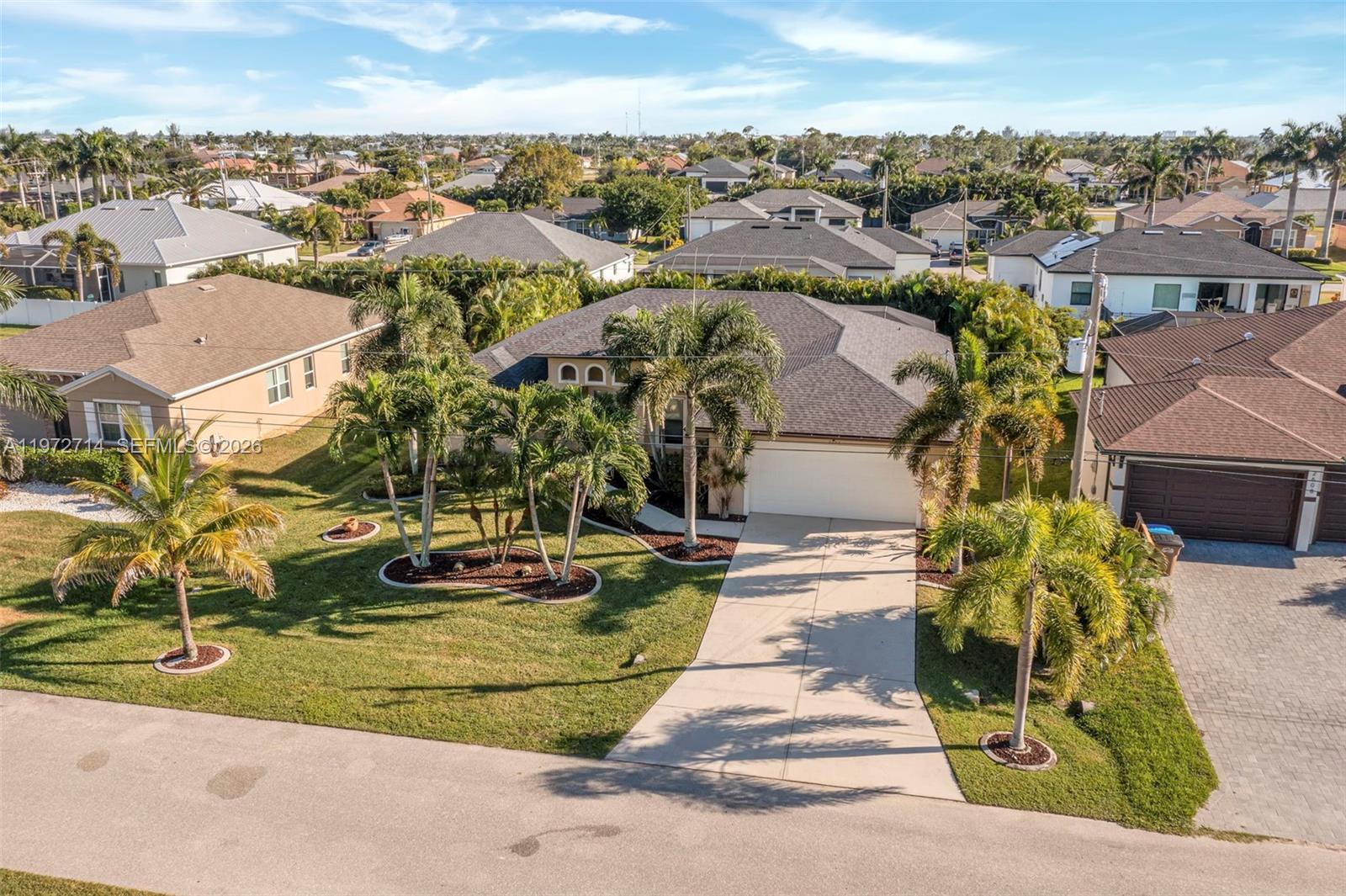 CAPE CORAL - Residential