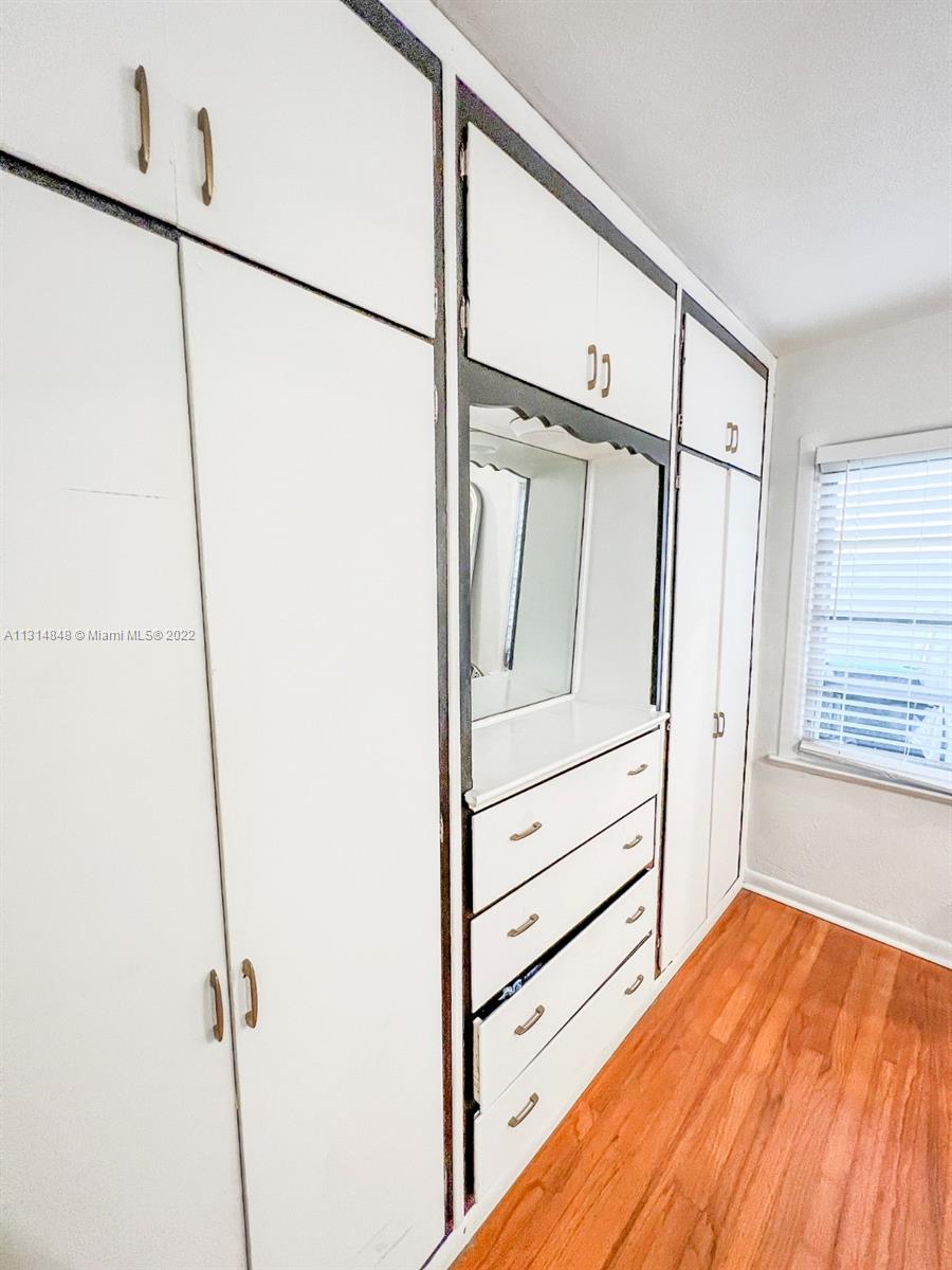 Crestwood - Residential