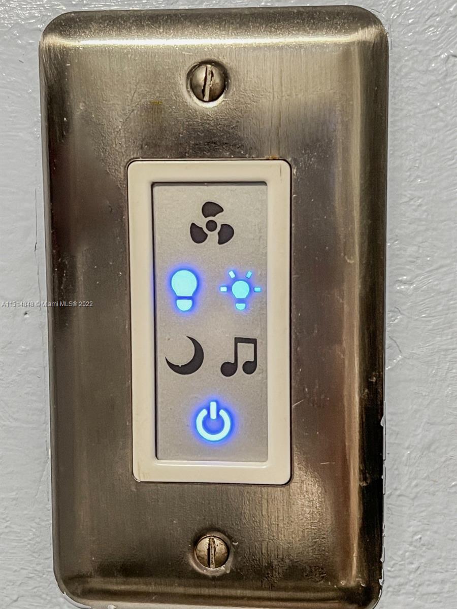 Crestwood - Residential