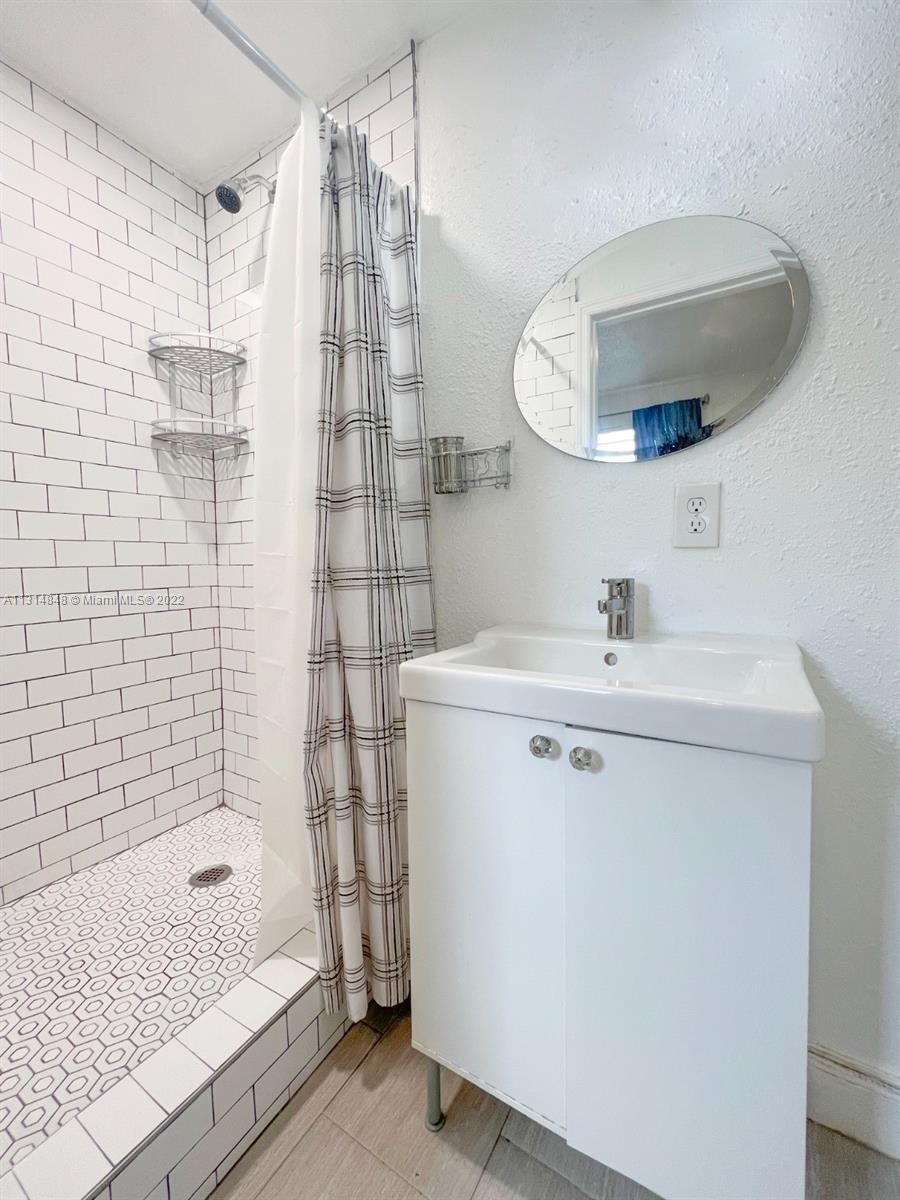 Crestwood - Residential