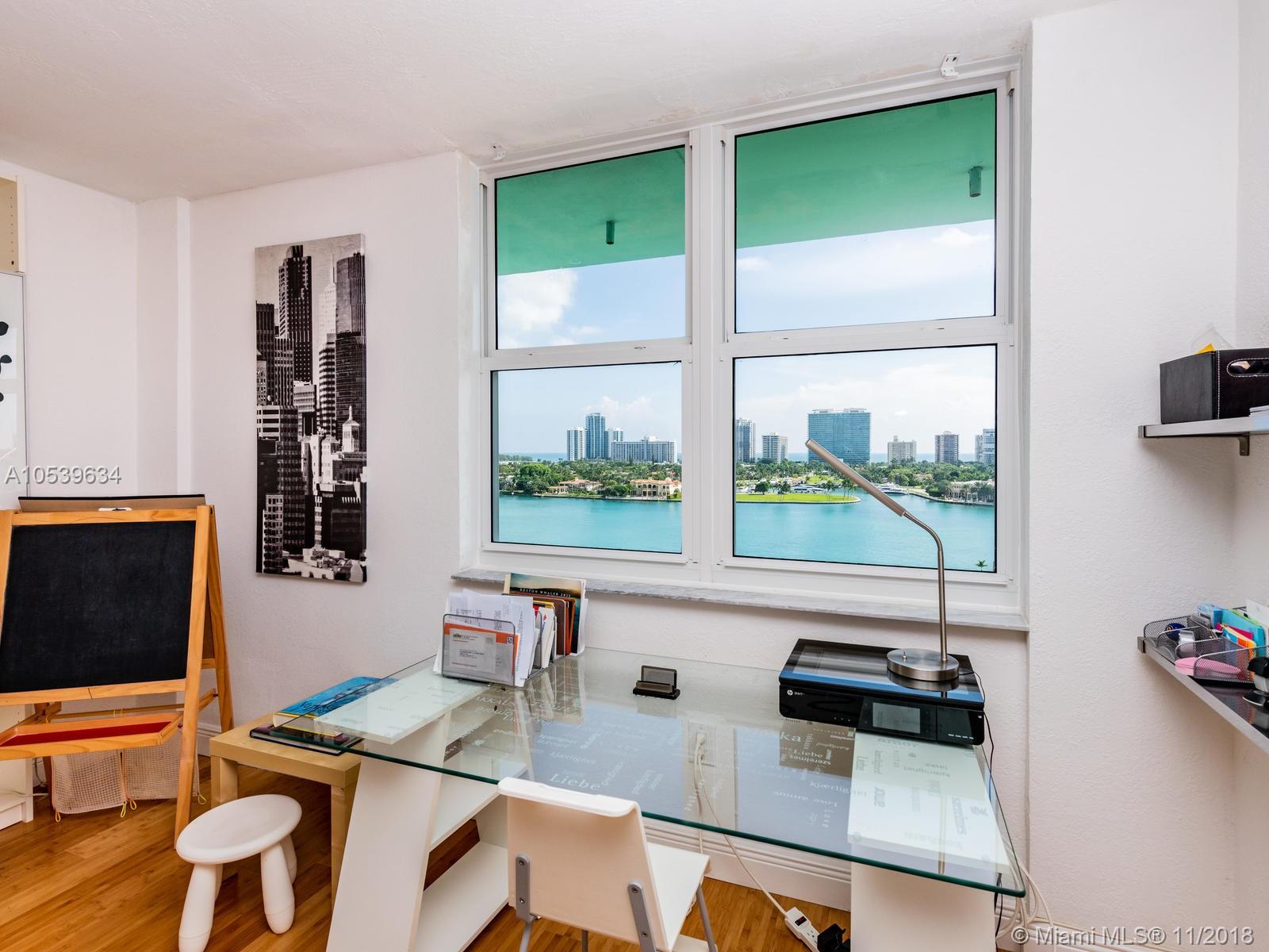 ISLAND POINTE CONDO - Residential