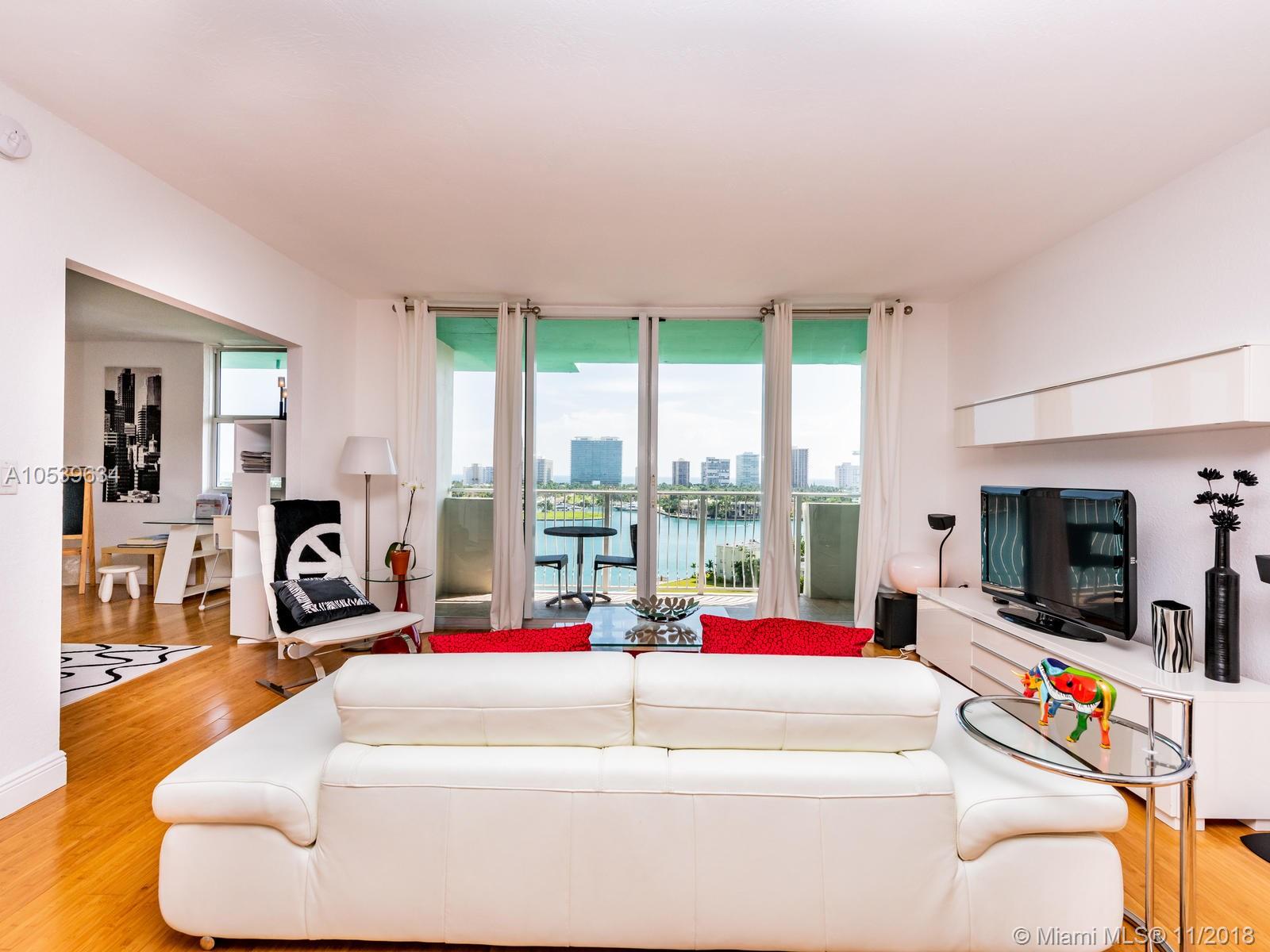 ISLAND POINTE CONDO - Residential