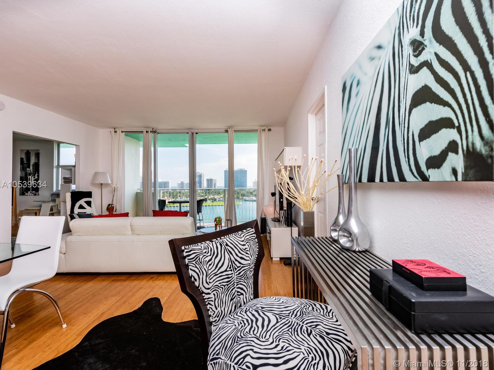 ISLAND POINTE CONDO - Residential