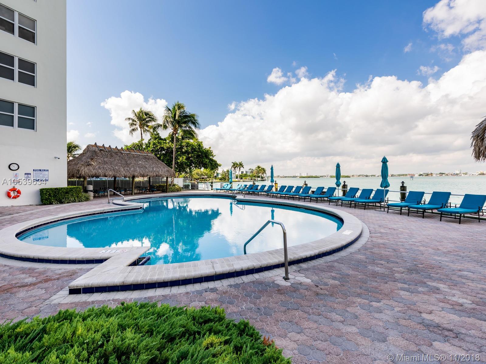 ISLAND POINTE CONDO - Residential