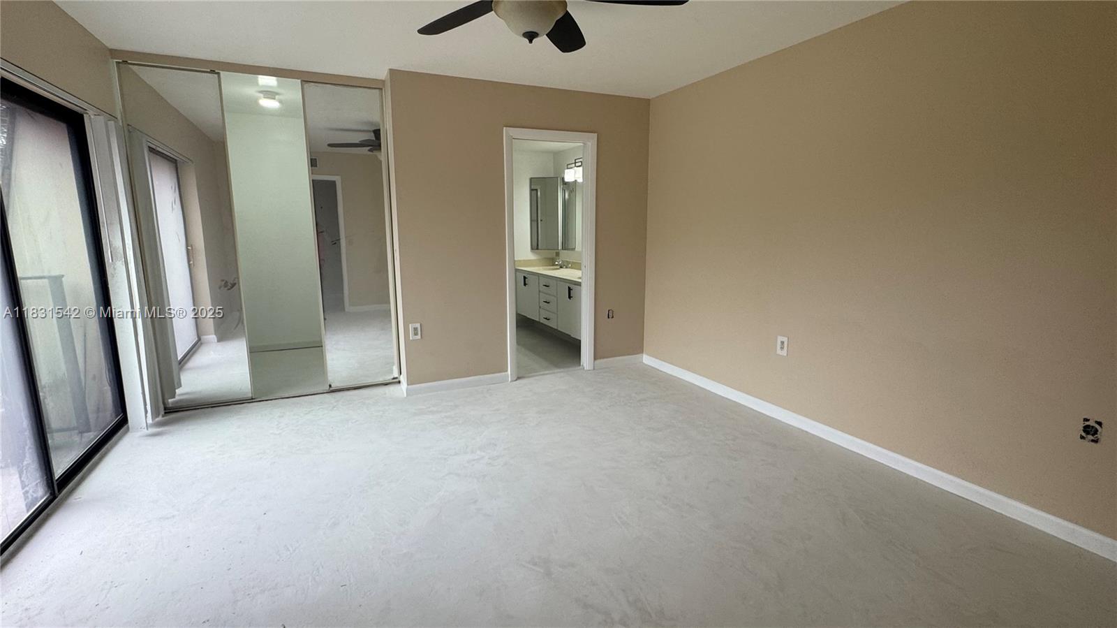 119 Live Oak Ln 0