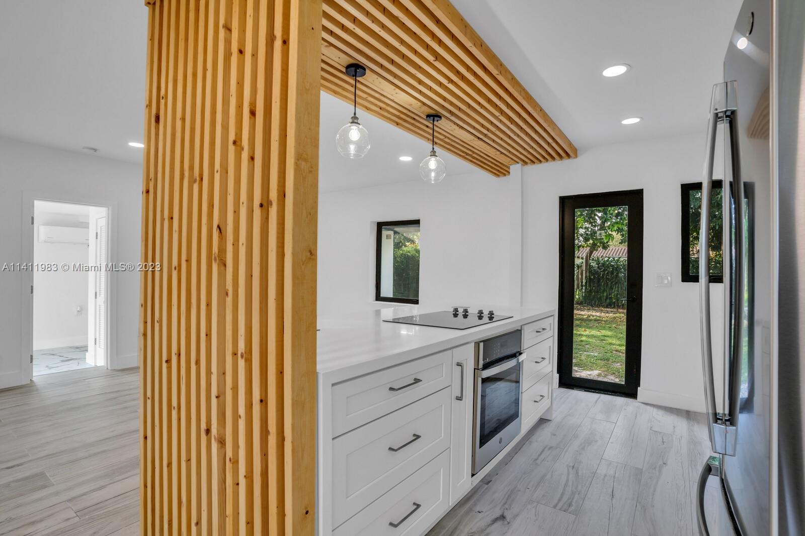 MIAMI SHORES EXTENSION - Residential