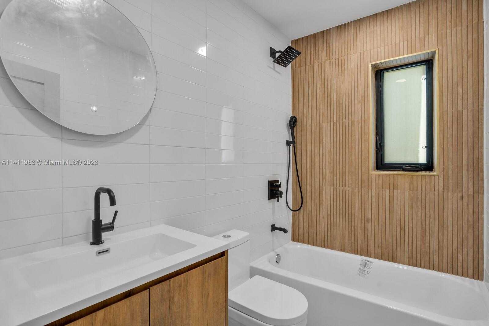 MIAMI SHORES EXTENSION - Residential