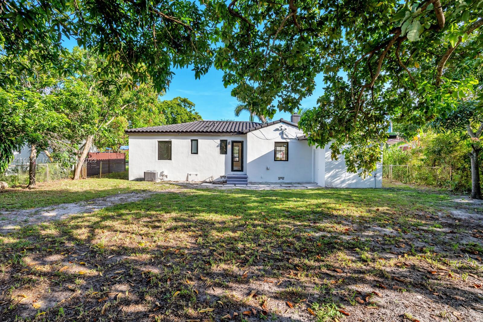 MIAMI SHORES EXTENSION - Residential