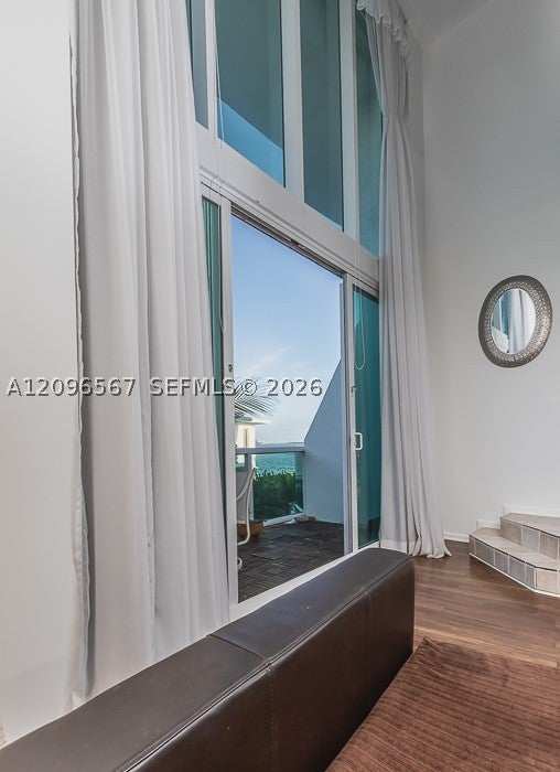 2000 Bay Dr 203, Miami Beach, FL, 33141/$694,000 3 2000 Bay Dr 203