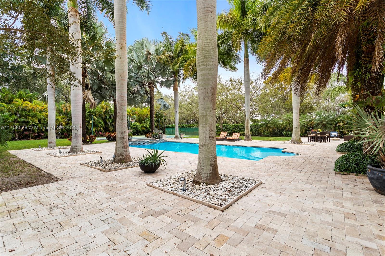 STRITTER ESTATES - Residential