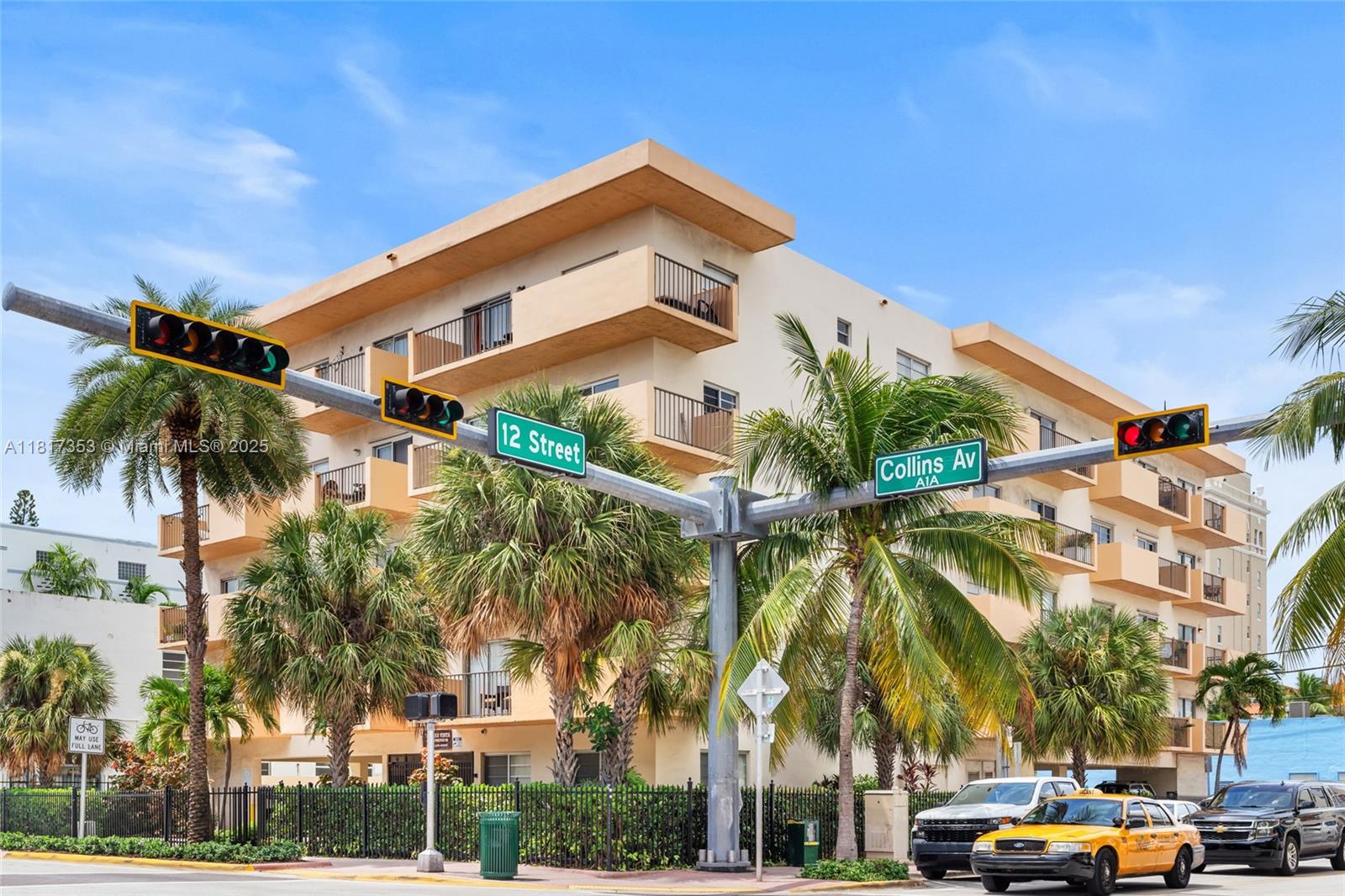 Rental Property at 1150 Collins Ave 303, Miami Beach, Miami-Dade County, Florida - Bedrooms: 1 
Bathrooms: 2  - $2,600 MO.