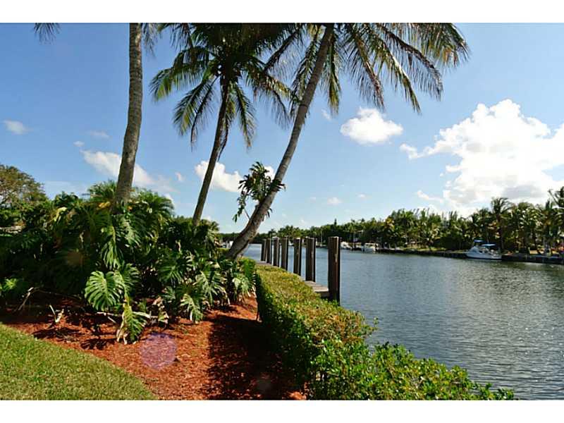 5&6 55 41 OLD CUTLER BAY - Residential