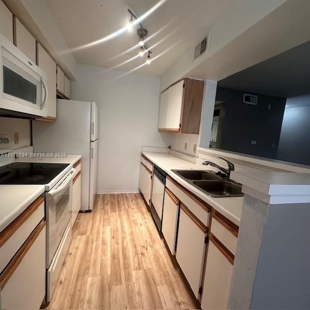 SAILBOAT POINTE CONDO - Residential Lease