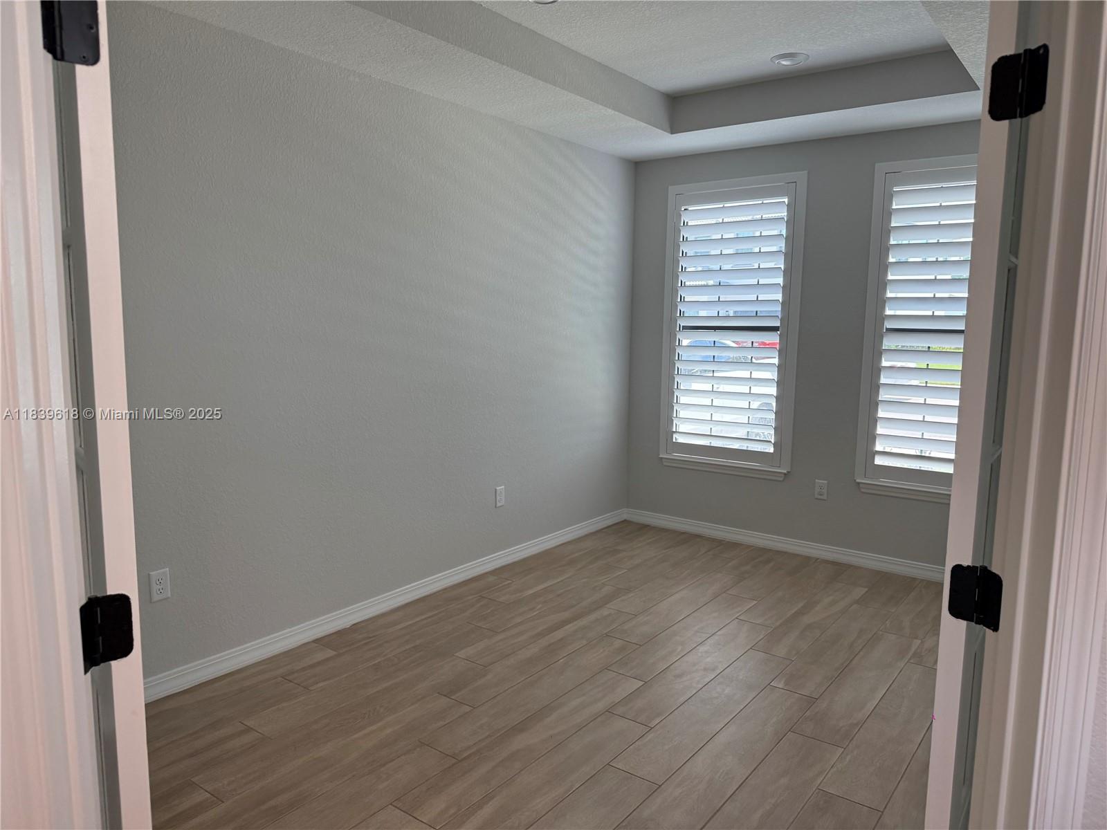 WOODMONT PODS B F & G - Residential Lease