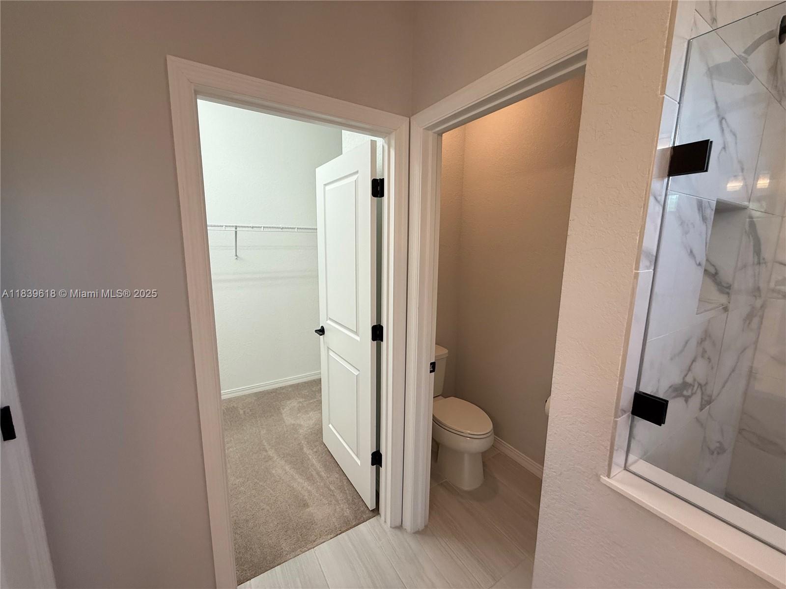 WOODMONT PODS B F & G - Residential Lease