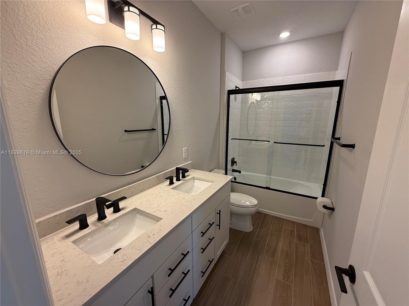 WOODMONT PODS B F & G - Residential Lease