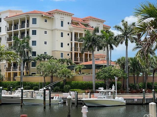 GREAT Corner Unit! #408 boasts quite the wide panoramic views along the Intracoastal Waterway, North to South...the best in the Community!! It's a perfect spot for watching boats pass sunsets worth painting. Best seat in the house for the annual Holiday Boat Parade, too! A wrap-around balcony provides lots of space for entertaining or dinner with evening lights dancing on the water. Yes....nice !! Conveniently close to everything...shopping, restaurants you can walk to, or take your bike a short way to our local beaches here in Jupiter ~ This is South Florida at its finest ~ There is a lovely outdoor entertainment area including a pool and spa, a summer kitchen, patio chaises, chairs, tables and umbrellas, and BBQ grills just for residents of the Pointe, plus direct access to the Marina.