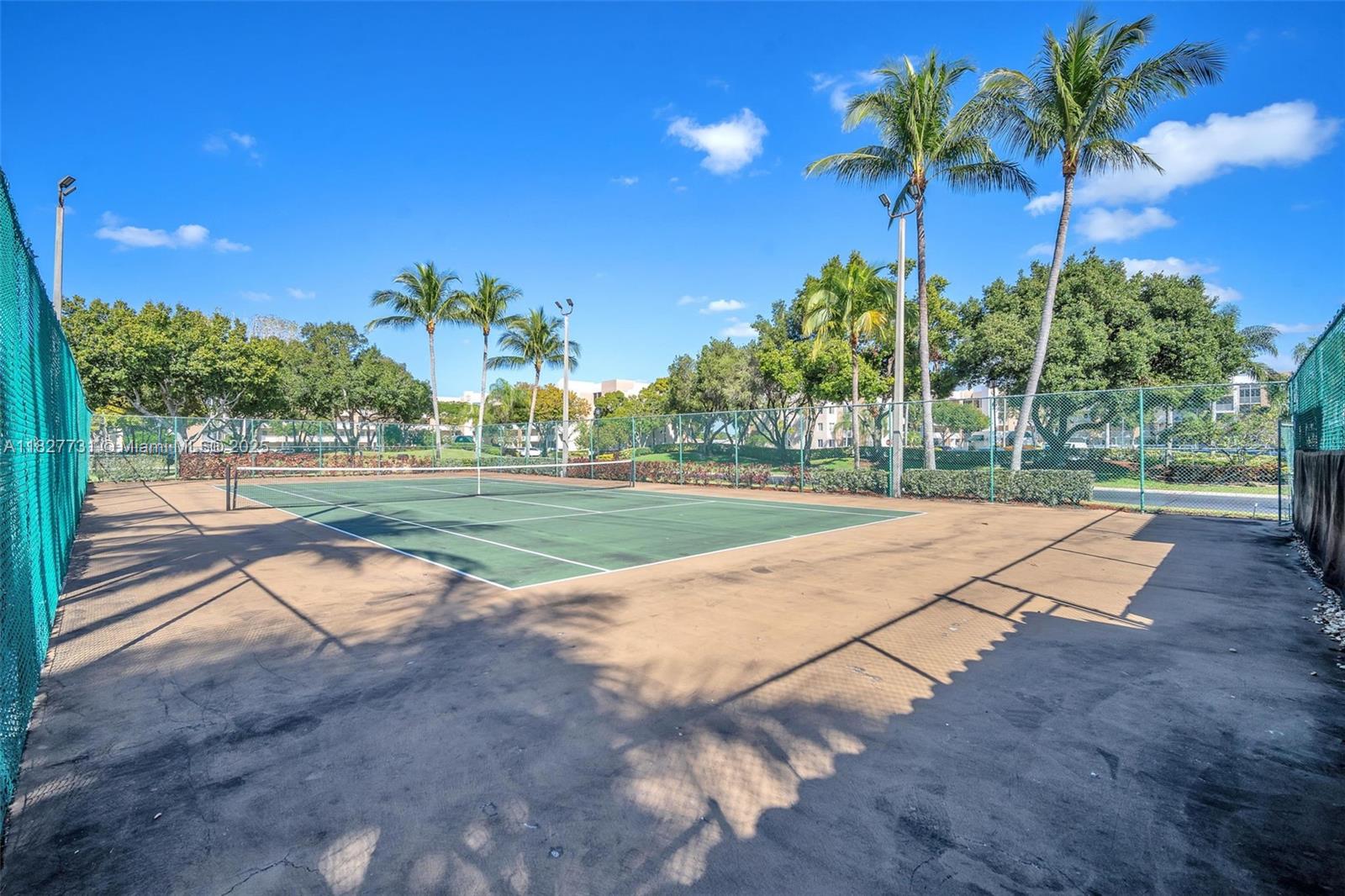 WELDON CONDOMINIUM H - Residential