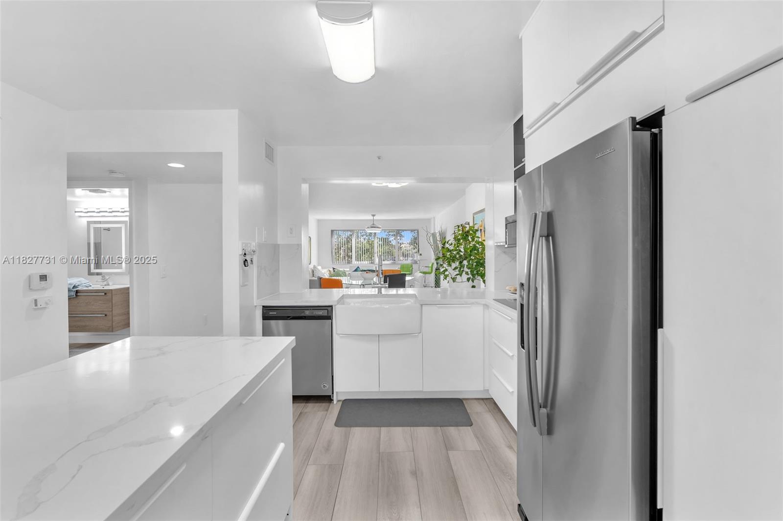 WELDON CONDOMINIUM H - Residential