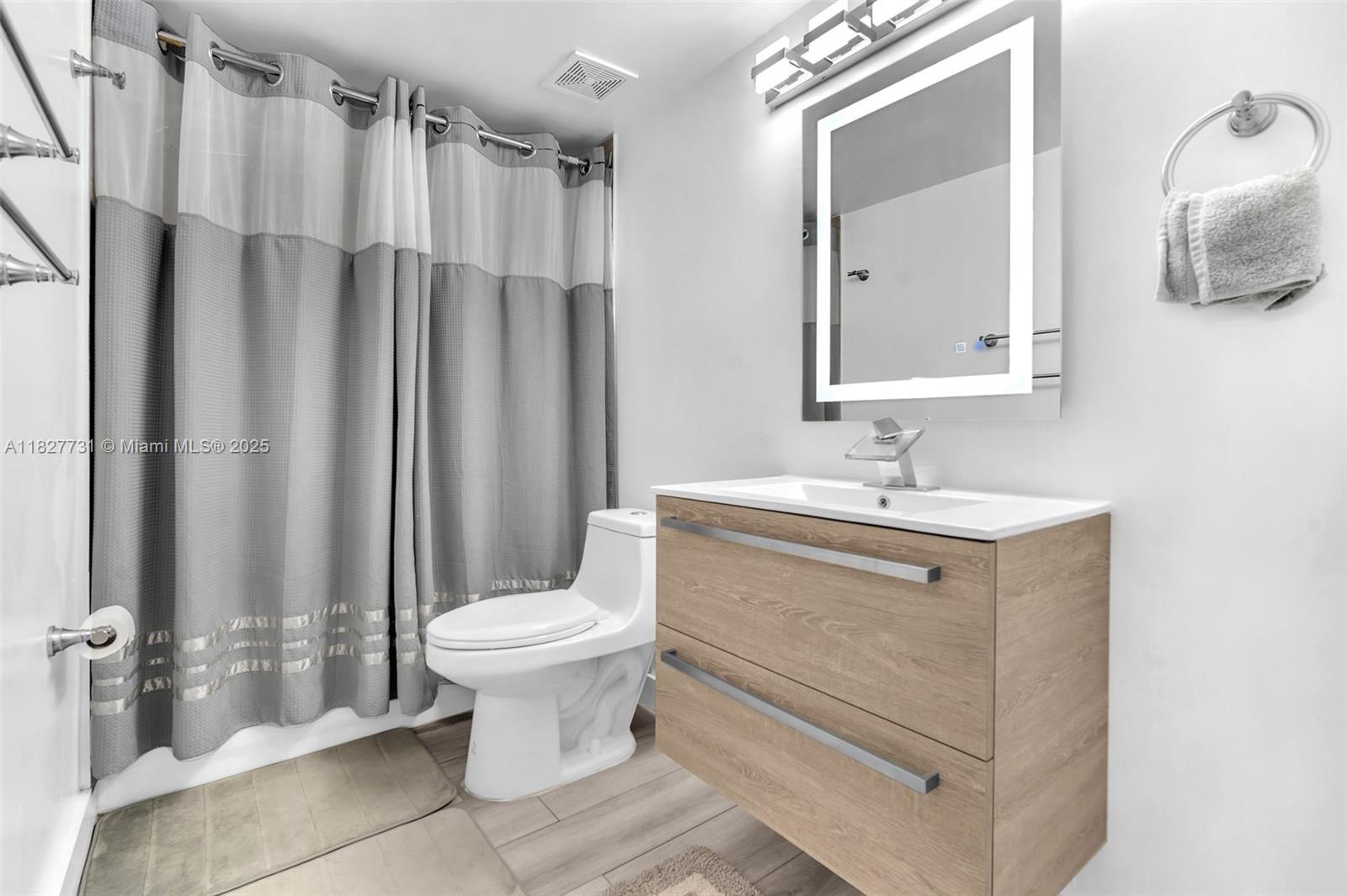 WELDON CONDOMINIUM H - Residential