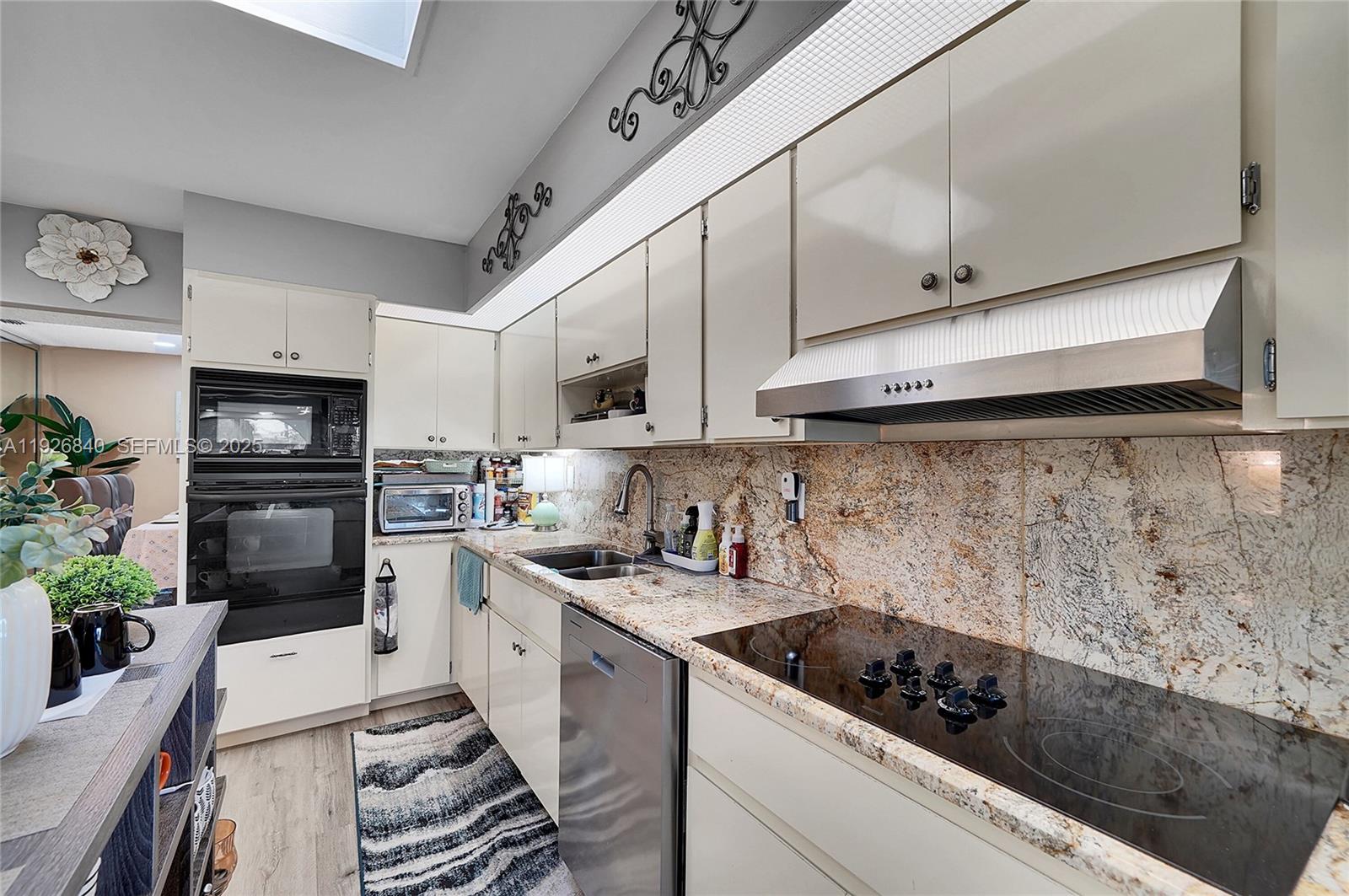 WOODLANDS SEC SIX - Residential