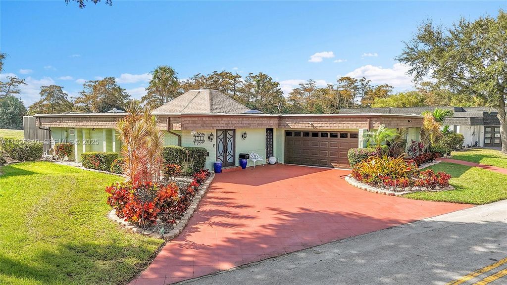 Photo of 4713 Banyan Ln, Tamarac, FL 33319 (MLS # A11926840)