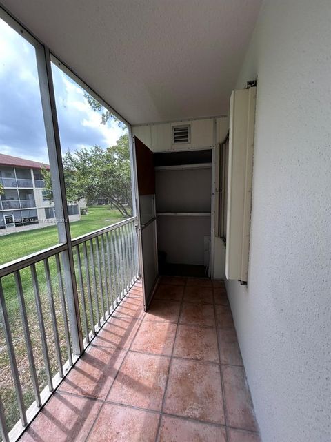 Condominium in Pembroke Pines FL 13300 1st St St 32.jpg