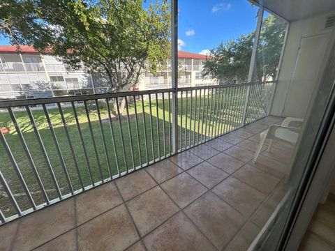 Condominium in Pembroke Pines FL 13300 1st St St 29.jpg