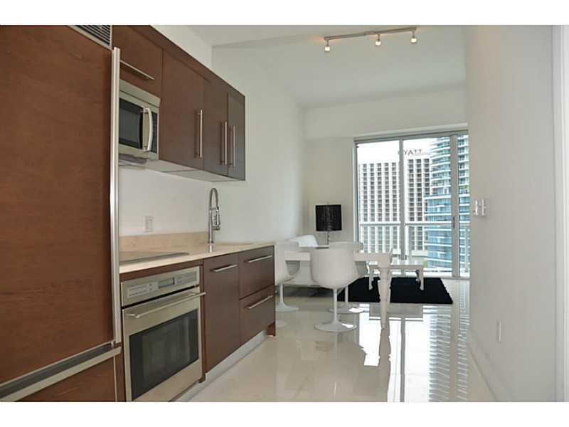 ICONBRICKELL CONDO NO 1 - Residential Lease