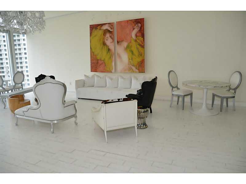 ICONBRICKELL CONDO NO 1 - Residential Lease