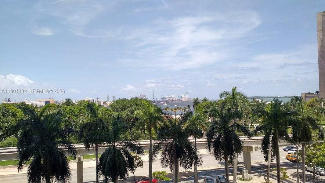 50 BISCAYNE CONDO - Residential