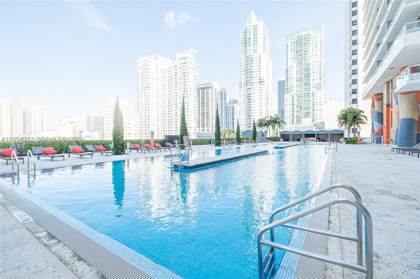 50 BISCAYNE CONDO - Residential