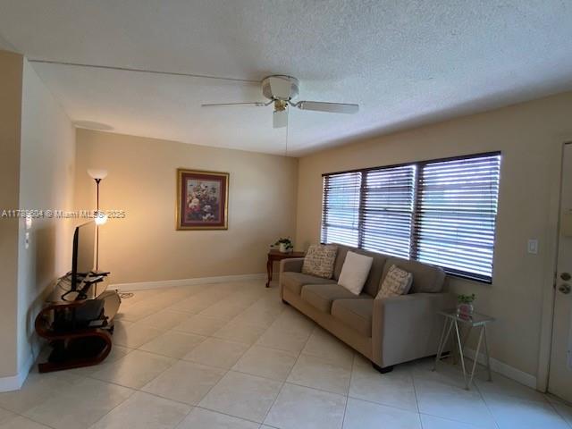 2801 Victoria Way H1