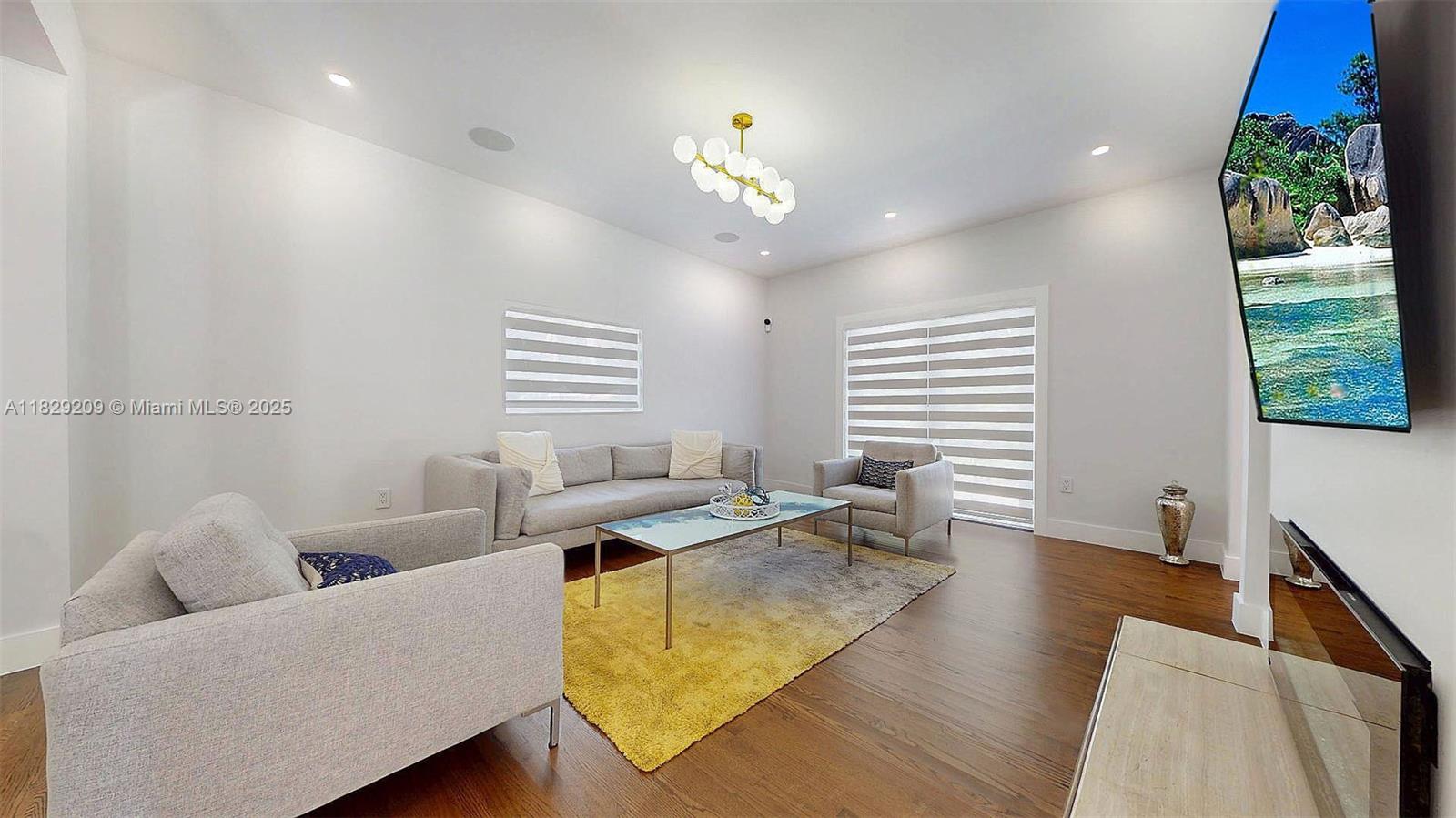 CORAL GABLES GRANADA SEC - Residential