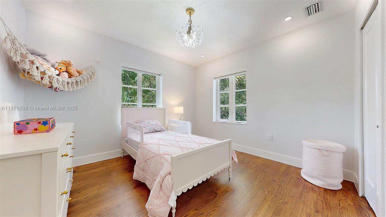 CORAL GABLES GRANADA SEC - Residential