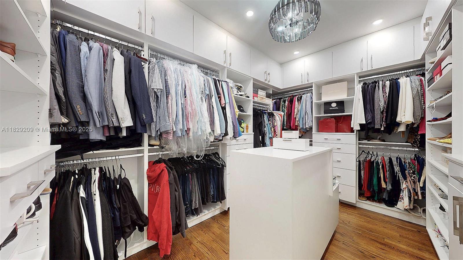 CORAL GABLES GRANADA SEC - Residential