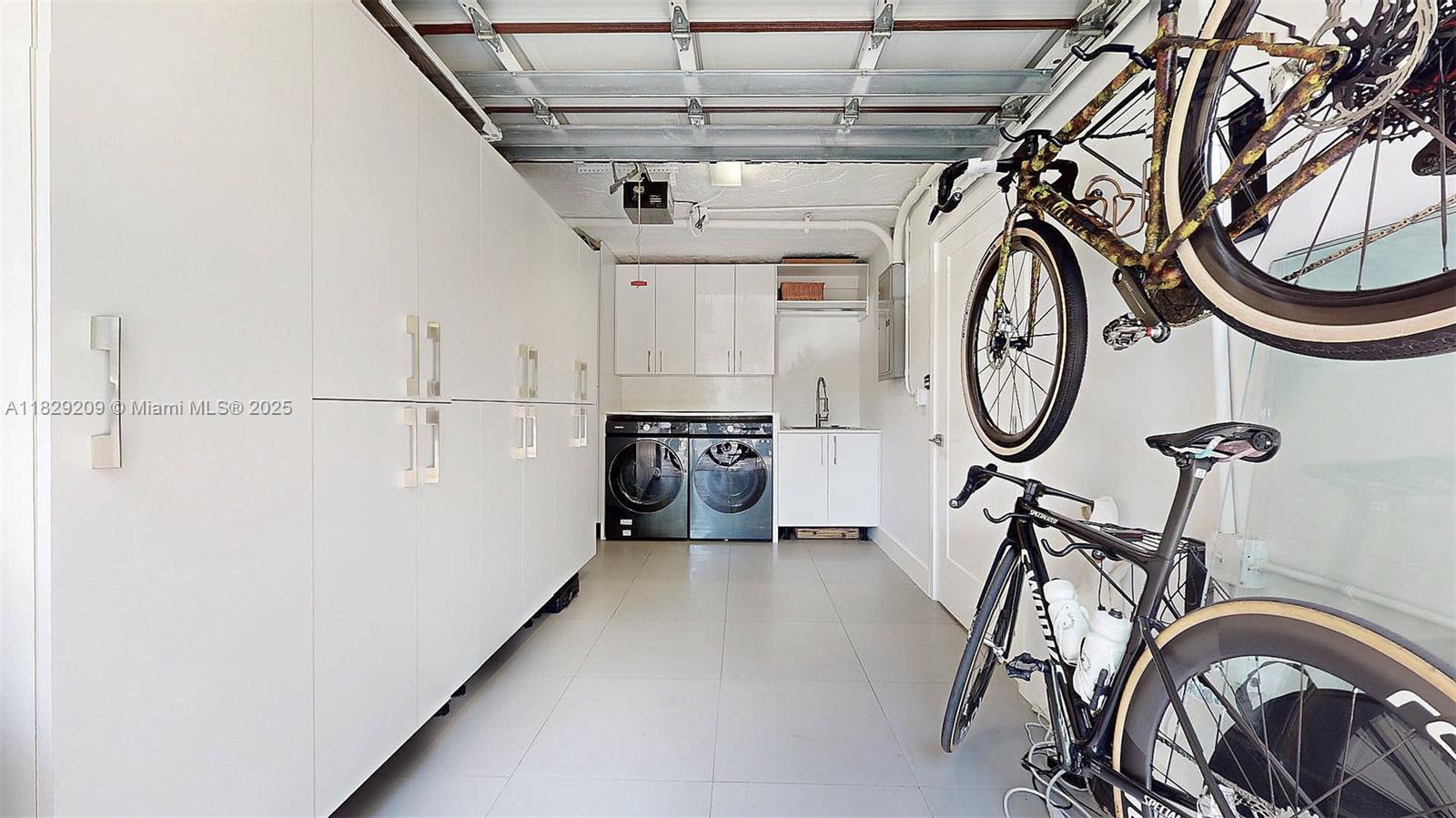 CORAL GABLES GRANADA SEC - Residential